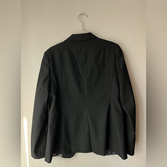 Banana Republic 6 Petite Ladies’ Black Blazer - Picture 8 of 15